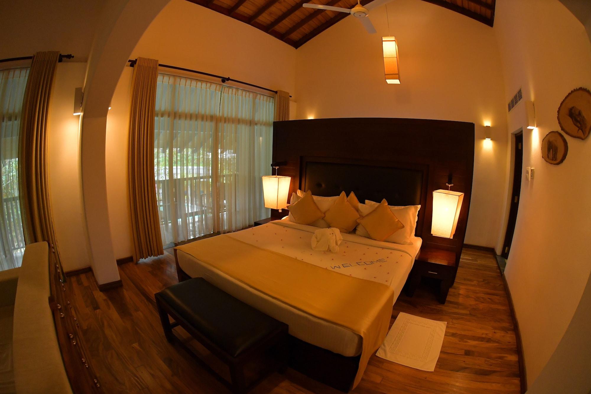 Grand Udawalawe Safari Resort Exteriör bild