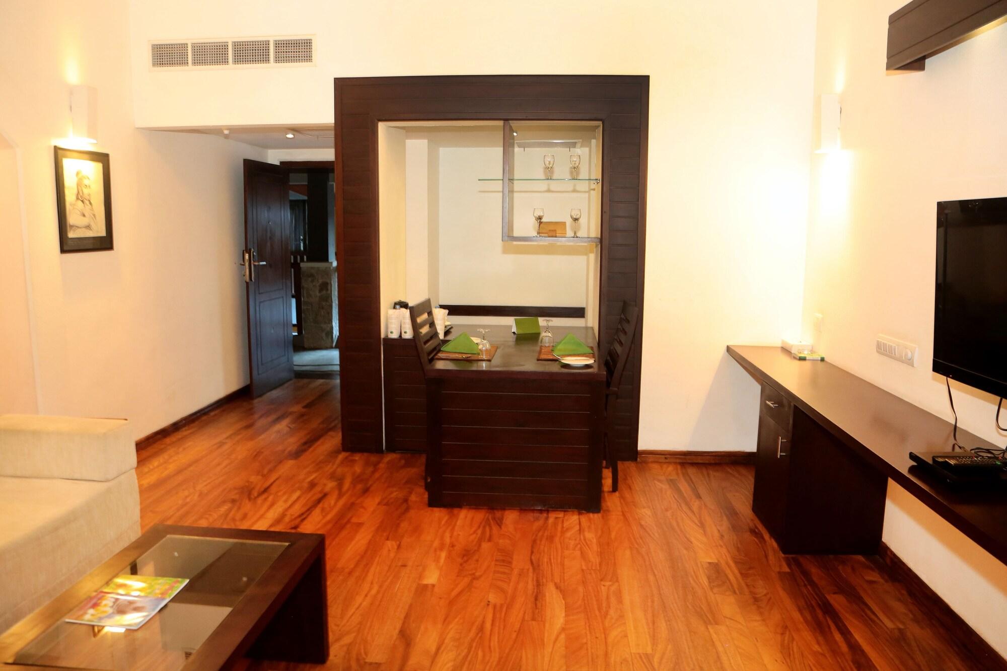 Grand Udawalawe Safari Resort Exteriör bild