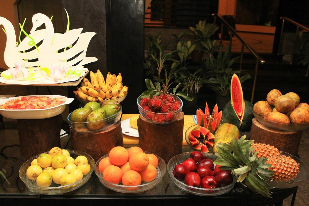 Grand Udawalawe Safari Resort Exteriör bild