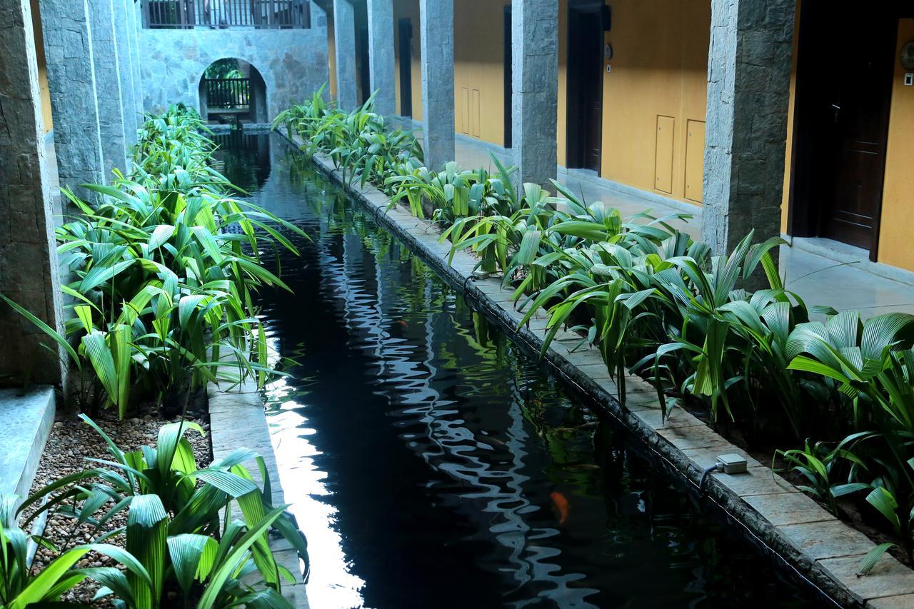 Grand Udawalawe Safari Resort Exteriör bild