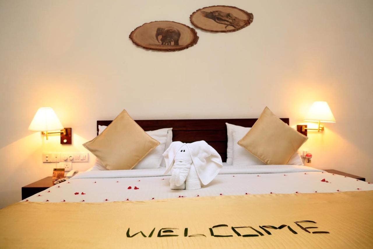 Grand Udawalawe Safari Resort Exteriör bild